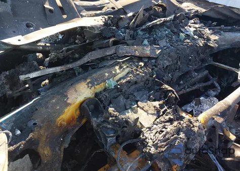 2013 BMW 750Li from USA, damaged, VIN WBAYE8C55DD133925